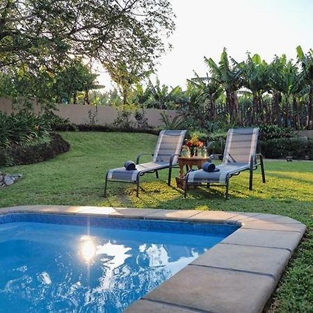 Poinsettia Family Cottage Hazyview Extérieur photo